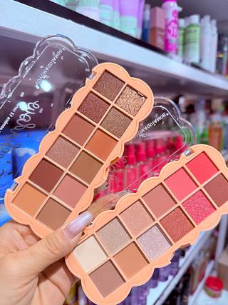 Paleta de sombra Yoyomaquiamor Cores separar que estevem disponível