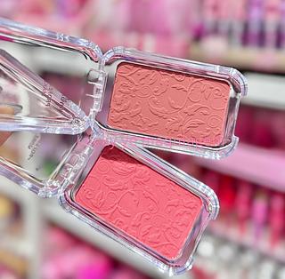 Blush Yoyomaquiamor Cores separar que estevem disponível