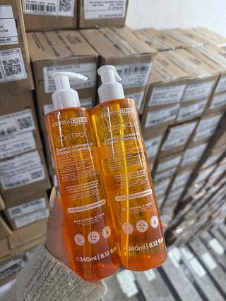espuma cremosa de lompeza vitamina c dermachem
