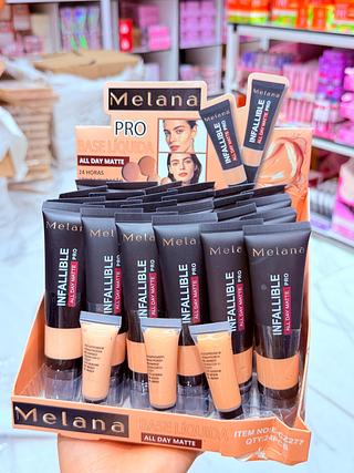 BASE LIQUIDO MELANA CORES SEPARAR QUE ESTEVEM DISPONIVEIS