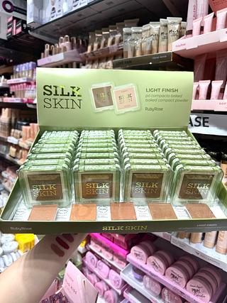 Pó compacto baked silk skin rubyrose G2 ( Cor Sortido )