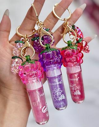 Lip Gloss Com chaveiro Hold Morning Cores separar que estevem disponíveis