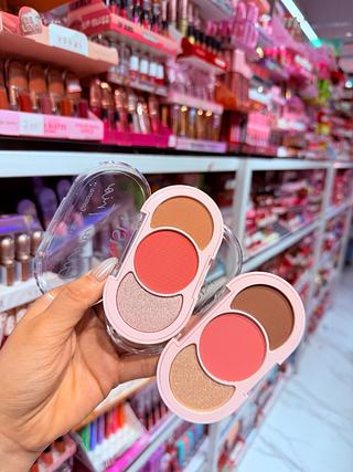 PALETA DE BLUSH ILUMINADOR E CONTORNO YVISIY