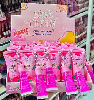 Hidratante com Lip Gloss Amor Anjo Cores separar que estevem disponível