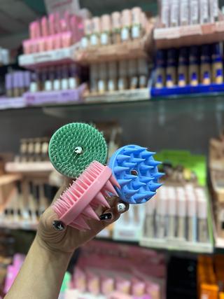 Escova para lavar cabelo 2 lado ( Cores separar que estevem disponível)