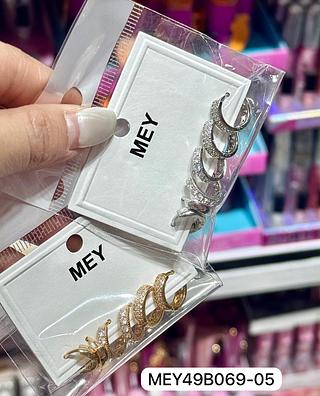 KIT BRINCOS DOURADO /PRATA CORES SEPARAR QUE ESTEVEM DISPONIVEIS