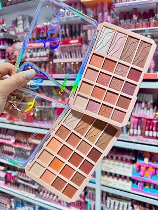 Paleta de sombra Labranche Cores separar que estevem disponível