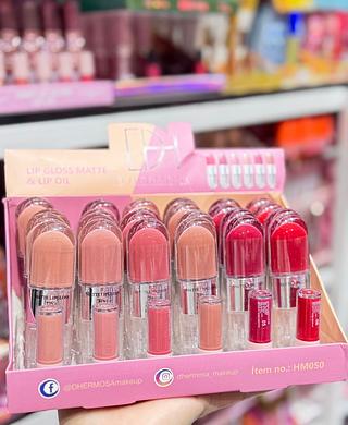 Lip Gloss Matte e Lip OiL D’hermosa Cores separar que estevem disponíveis
