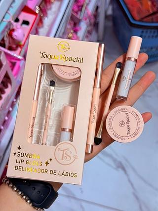 KIT LIP GLOSS E LAPIS DE BOCA TOQUE SPECIAL