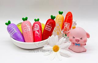 Lip Balm cenoura Febella ( Cor Sortido )