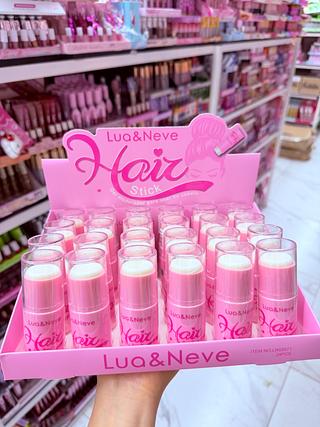 Gel modelador para usar no cabelo Lua e Neve