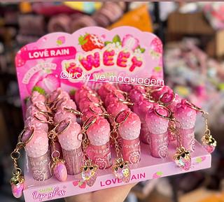 Lip Gloss Com Chaveiro Love Rain Cores separar que estevem disponível