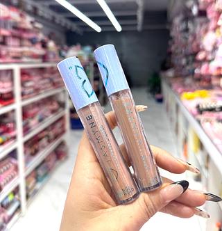 Corretivo Liquido Jasmyne Cores separar que estevem disponíveis