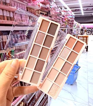 Paleta de Sombra Sarah’s Beauty Vores separar que estevem disponível