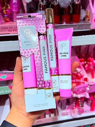 KIT PERFUME E HIDRATANTE FAMOUS PINK JNY