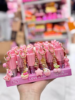 Lip Gloss com chaveiro Love Rain