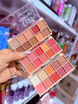 Paleta de Sombra Yoyomaquiamor Cores separar que estevem disponível