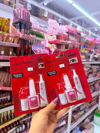 Kit de cola de unha e cílio