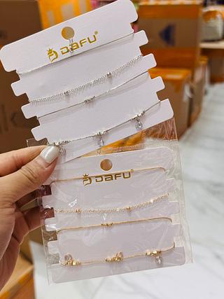 Kit Pulseira Dourado e Prata modelos separar que estevem disponível