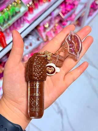 LIP GLOSS CHOCOLATE COM CHAVEIRO JSYU