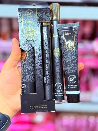 Kit perfume e loção hidratante LION JNY