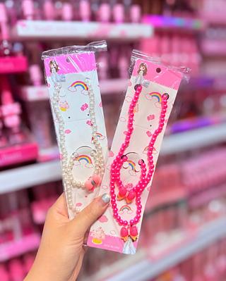 Kit colar e pulseira Infantil separar que estevem disponíveis