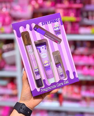 Kit perfume e hidratante e Lip glosa