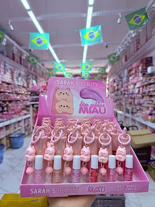 Lip Gloss com Chaveiro Sarah’s Cores separar que estevem disponível