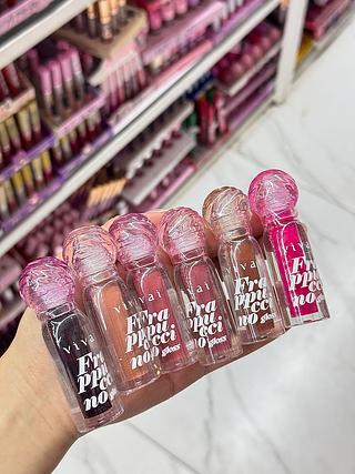 Lip Gloss Frappuccino Vivai Cores separar que estevem disponíveis