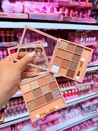 PALETA DE SOMBRA SARA'S CORES SEPARAR QUE ESTEVEM DISPONIVEIS