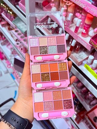 Paleta de Sombra Bobbi Rara Cores separar que estevem disponíveis