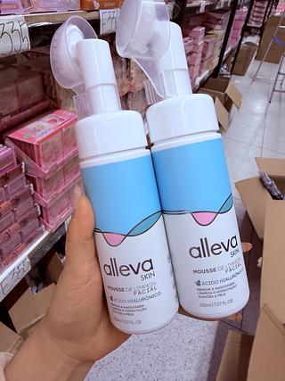 Mousse de limpeza Facial Alleva Ácido Hialurônico