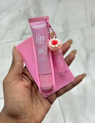 Lip Gloss Com Acessório Celular Bobbi Rara Vores separar que estevem disponíveis