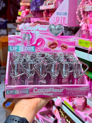 Lip Glosa com Chaveiro CocoFleur Cores separar que estevem disponível