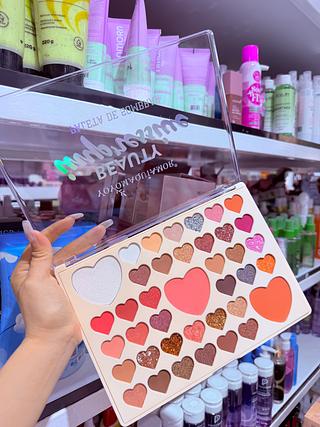 Paleta de sombra Yoyomaquiamor Cores separar que estevem disponível