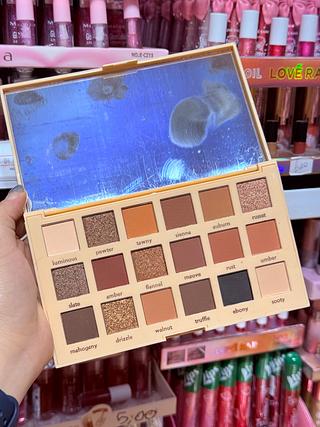 PALETA DE SOMBRA LOVE RAIN