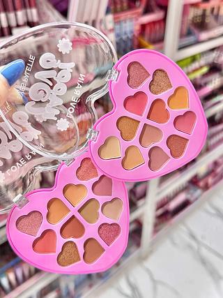 Paleta de sombra Love Rain Cores separar que estevem disponível