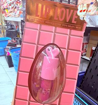 Lip Gloss Love