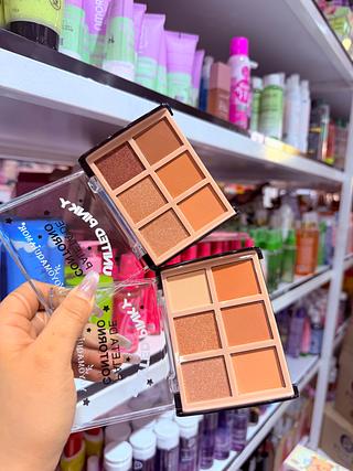 Paleta de Contorno Yoyomaquiamor Cores separar que estevem disponível