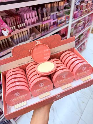 Pó Compacto Lua E neve Cores separar que estevem disponível