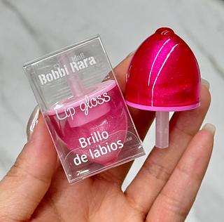 BRILHO DE LABIAL BOBBI RARA CORES SEPARAR QUE ESTEVEM DISPONIVEIS