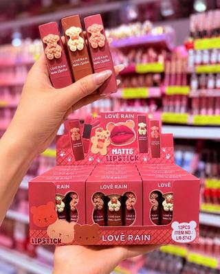 Kit batom matte Love Rain Cores separar que estevem disponíveis