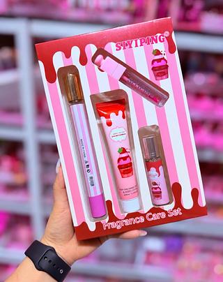 Kit Perfume + Hidratante + Lip Gloss