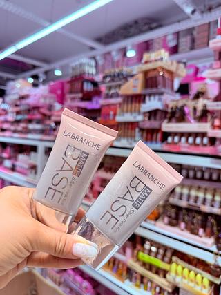 BASE LIQUIDO MATTE LABRANCHE CORES SEPARAR QUE ESTEVEM DISPONIVEIS