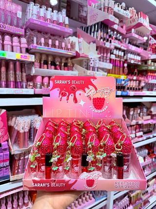 Lip Gloss com chaveiro Sarah’s Beauty Cores separar que estevem disponível