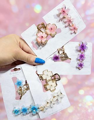 Presilha de cabelo cores e modelos separar que estevem disponíveis