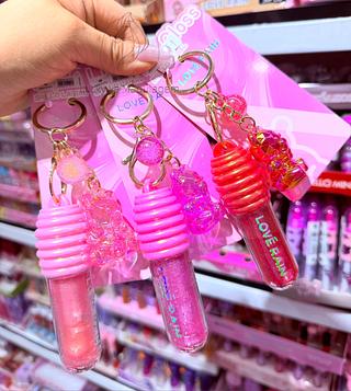 Lip Gloss com Chaveiro Love Rain Cores separar que estevem disponíveis