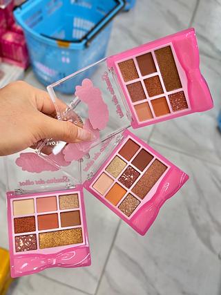 Paleta de Sombra Love rain Cores separar que estevem disponível
