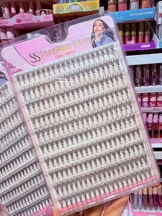 Cílio Fufinho Sabrina Sato