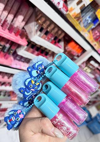 Lip Gloss com Pompom Stitch